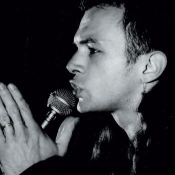 024_Patrice-mains-jointes